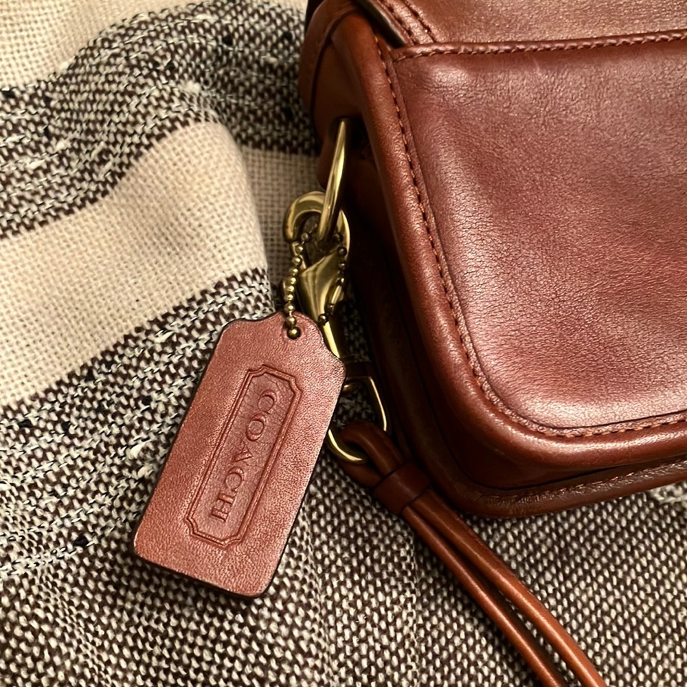 COACH Shoulder Bag